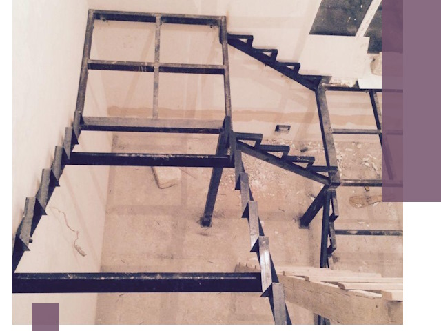 Монтаж лестниц на металлокаркасе в Подольске быстро и качественно