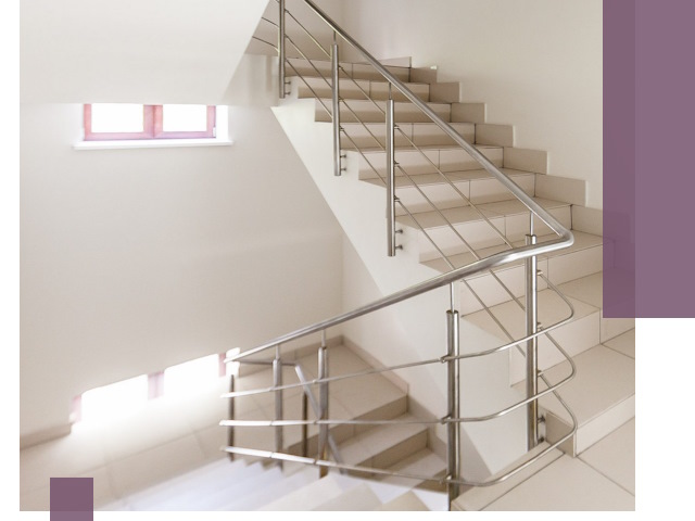 Установка и замена перил в подъезде в Подольске